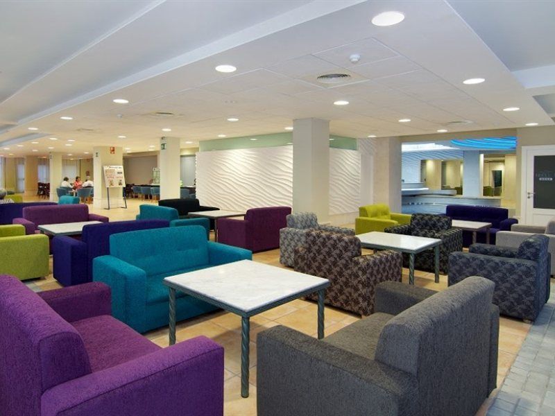 Puente Real Hotel 4*